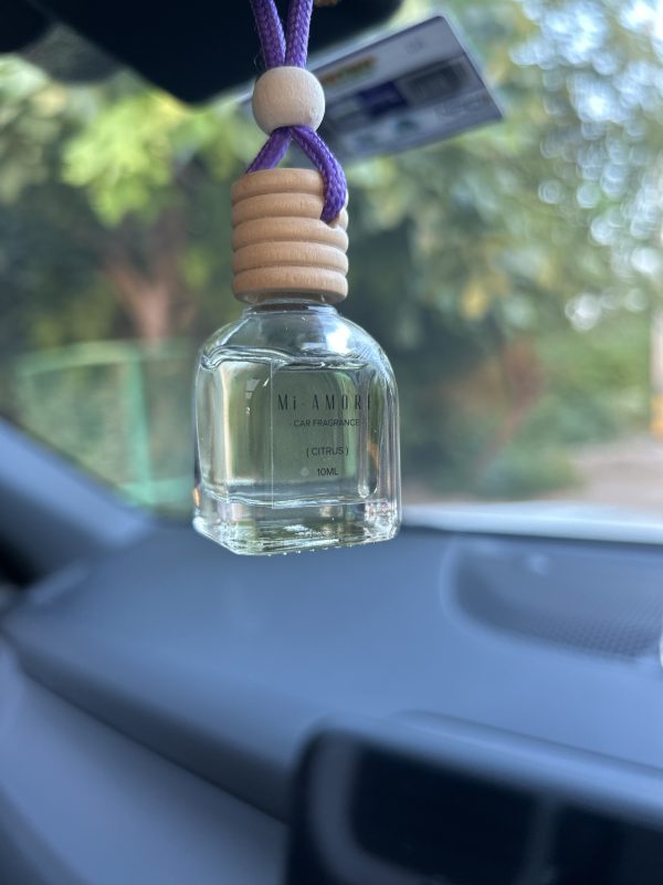 Natural car perfume diffuser with orange blossom and apricot scent